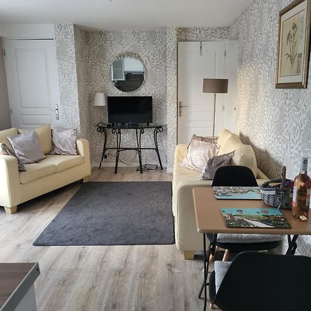 The Apartment Saint-Rabier Esterno foto